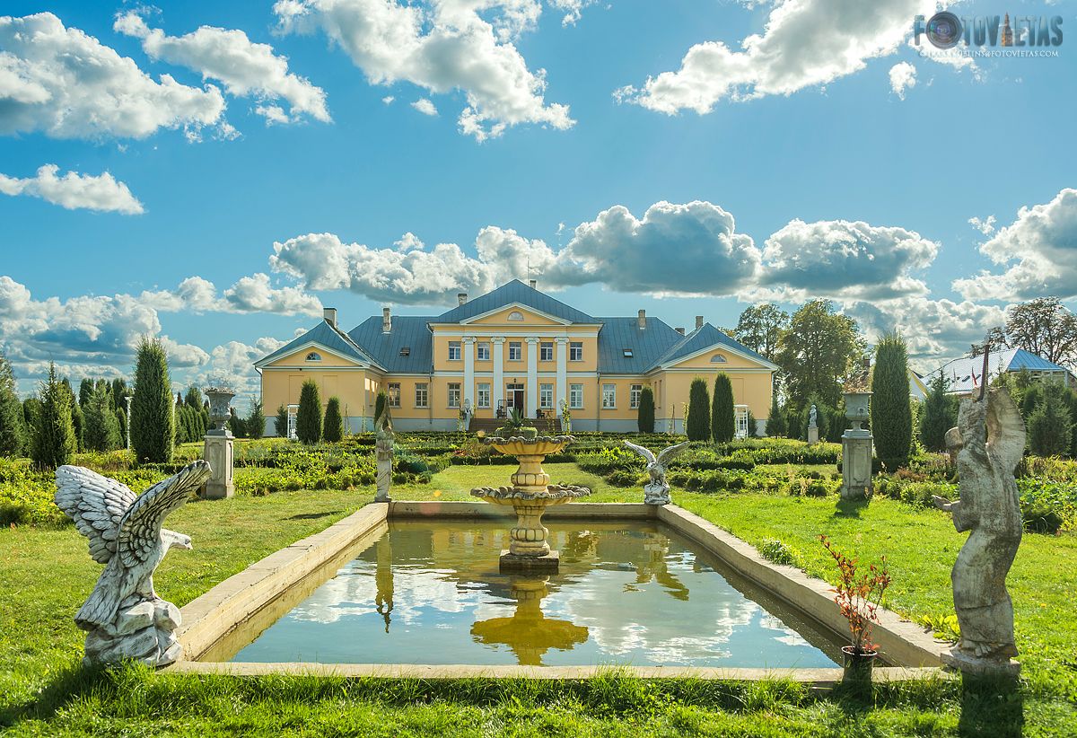 Brukna manor garden
